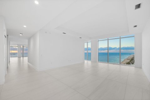 Condo in Fort Lauderdale, Florida, 3 bedrooms № 2078188 - photo 14