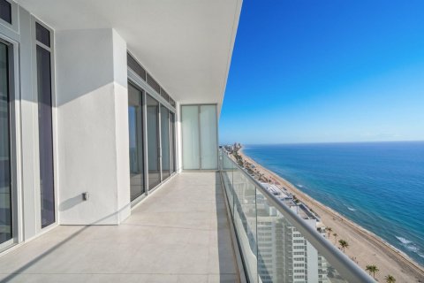Condo in Fort Lauderdale, Florida, 3 bedrooms № 2078188 - photo 20