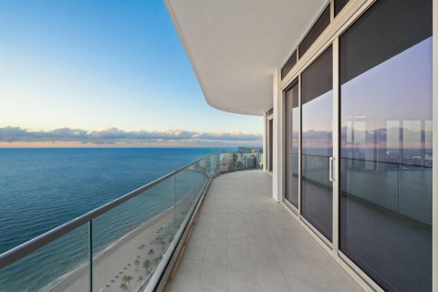 Condo in Fort Lauderdale, Florida, 3 bedrooms № 2078188 - photo 29