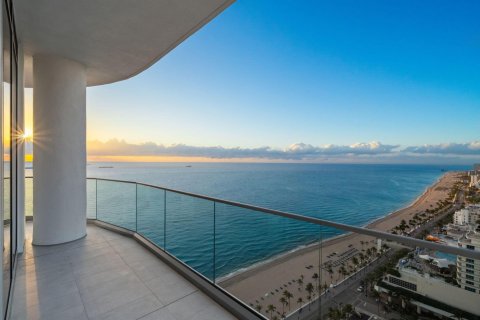 Condo in Fort Lauderdale, Florida, 3 bedrooms № 2078188 - photo 16