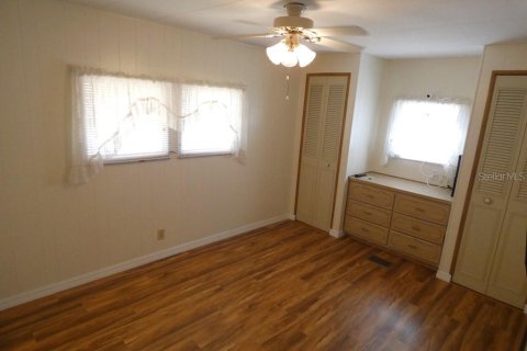 Condo in Holiday, Florida, 2 bedrooms  № 2102418 - photo 23