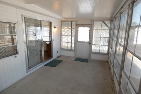 Condo in Holiday, Florida, 2 bedrooms  № 2102418 - photo 17