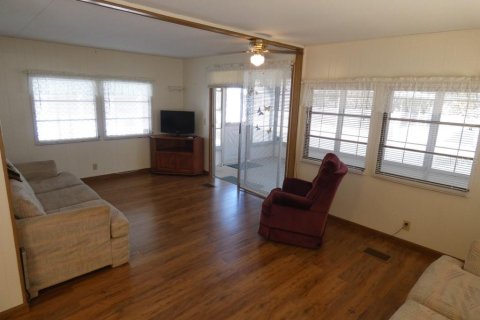 Condo in Holiday, Florida, 2 bedrooms  № 2102418 - photo 13