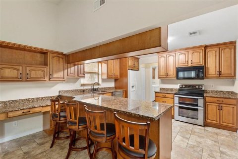 House in Ormond Beach, Florida 5 bedrooms, 273.69 sq.m. № 2418694 - photo 6