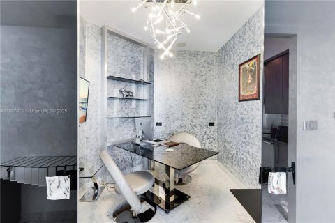 Condominio en venta en Sunny Isles Beach, Florida, 3 dormitorios, 199.09 m2 № 1949674 - foto 26