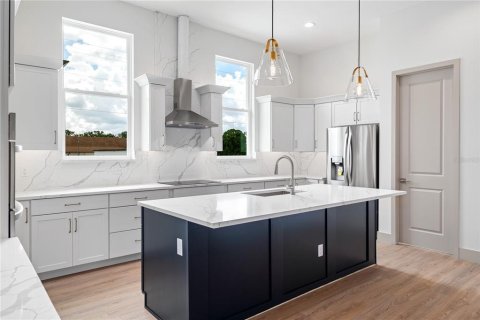 Casa en venta en Orlando, Florida, 4 dormitorios, 260.22 m2 № 1899200 - foto 11