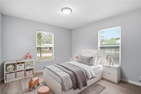 House in Tampa, Florida 3 bedrooms, 97.73 sq.m. № 2235466 - photo 12