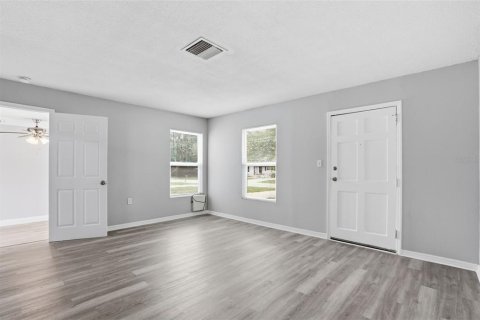 House in Tampa, Florida 3 bedrooms, 97.73 sq.m. № 2235466 - photo 16