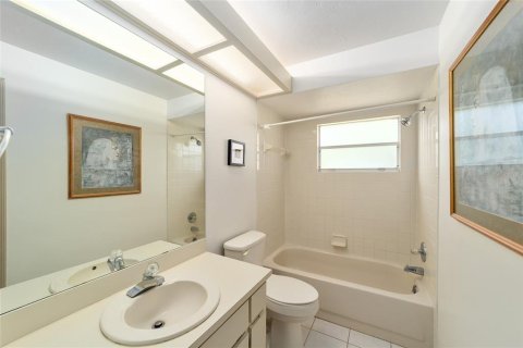 House in Beverly Hills, Florida 2 bedrooms, 86.96 sq.m. № 1716577 - photo 25