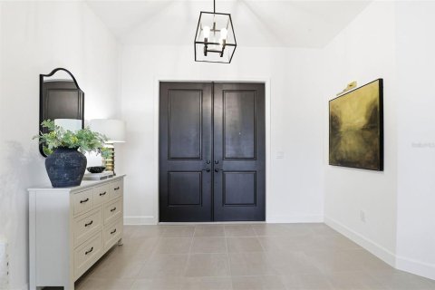 House in Wesley Chapel, Florida 6 bedrooms, 381.92 sq.m. № 2165884 - photo 5
