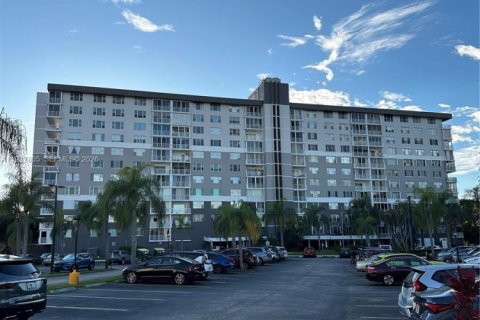 Condo in Hollywood, Florida, 1 bedroom  № 1995631