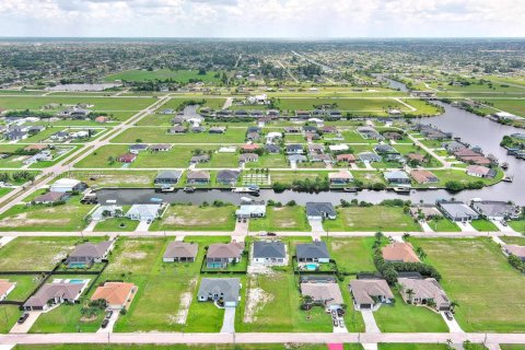 Купить земельный участок в Кейп-Корал, Флорида № 2022436 - фото 21