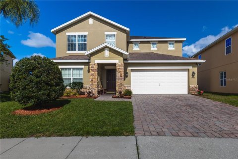 Villa ou maison à Kissimmee, Floride 5 chambres, 264.86 m2 № 2108245