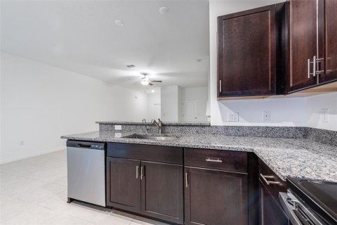 Adosado en alquiler en Ruskin, Florida, 3 dormitorios, 158.03 m2 № 1810136 - foto 10