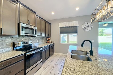 Casa en venta en Groveland, Florida, 5 dormitorios, 240.25 m2 № 2432681 - foto 25