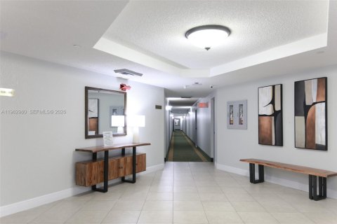 Copropriété à vendre à Pembroke Pines, Floride: 2 chambres, 91.04 m2 № 2025272 - photo 5