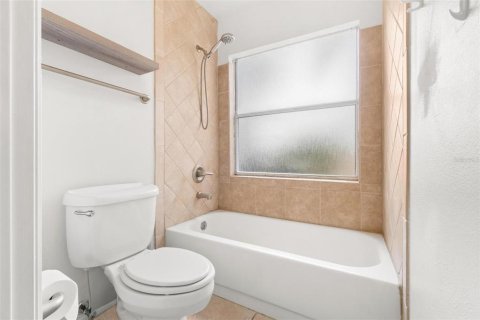 Снять в аренду кондоминиум в Клируотер, Флорида 2 спальни, 83.89м2, № 1777214 - фото 18