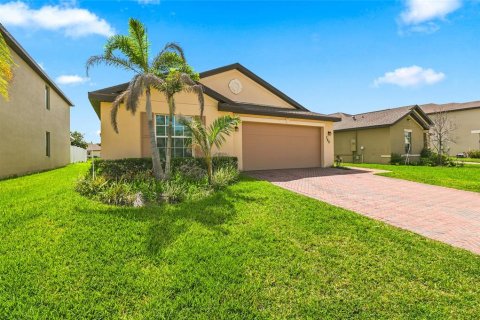 Casa en venta en St. Lucie, Florida, 4 dormitorios, 170.01 m2 № 2206719 - foto 3