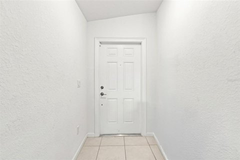 Casa en venta en St. Lucie, Florida, 4 dormitorios, 170.01 m2 № 2206719 - foto 8