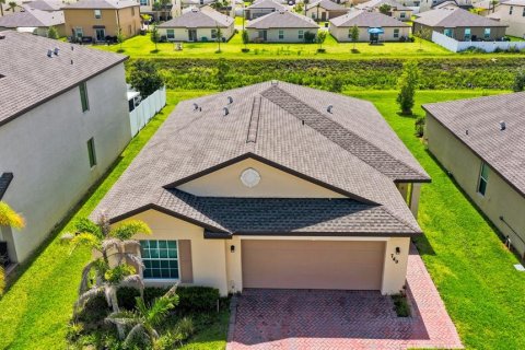 Casa en venta en St. Lucie, Florida, 4 dormitorios, 170.01 m2 № 2206719 - foto 5