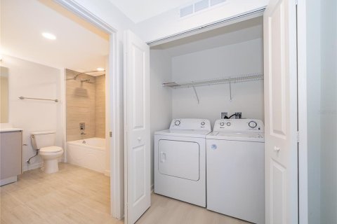 Copropriété à louer à Orlando, Floride: 2 chambres, 95.04 m2 № 2147526 - photo 18