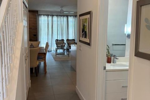 Touwnhouse à vendre à Clermont, Floride: 3 chambres, 139.45 m2 № 2266510 - photo 4