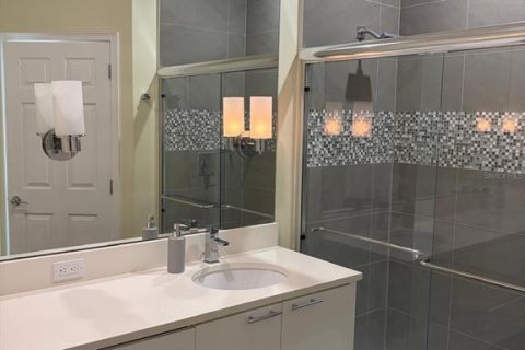 Touwnhouse à vendre à Clermont, Floride: 3 chambres, 139.45 m2 № 2266510 - photo 8