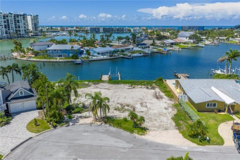 Terreno en venta en Treasure Island, Florida № 1883080 - foto 18