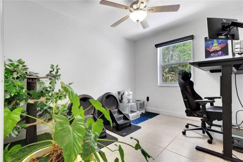 Touwnhouse à louer à South Miami, Floride: 3 chambres, 151.62 m2 № 2377170 - photo 27
