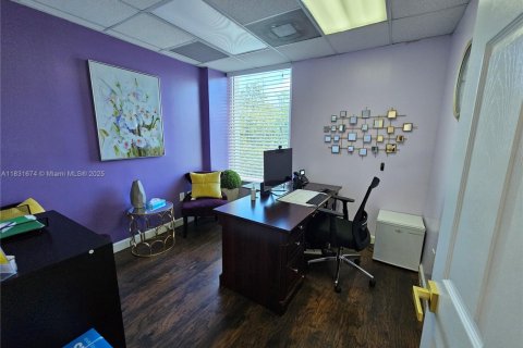 Immobilier commercial à vendre à North Miami, Floride № 1962135 - photo 9