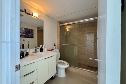 Condo in Aventura, Florida, 1 bedroom  № 2026758 - photo 7