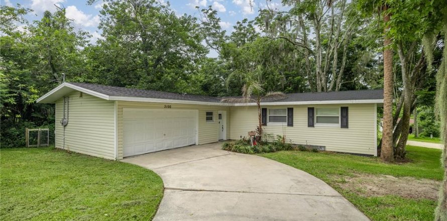 House in Ocala, Florida 4 bedrooms, 134.89 sq.m. № 1826466