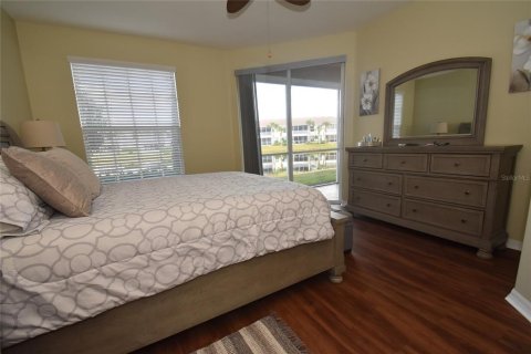 Condo in Sarasota, Florida, 2 bedrooms  № 1615963 - photo 14