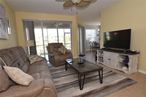 Condo in Sarasota, Florida, 2 bedrooms  № 1615963 - photo 2