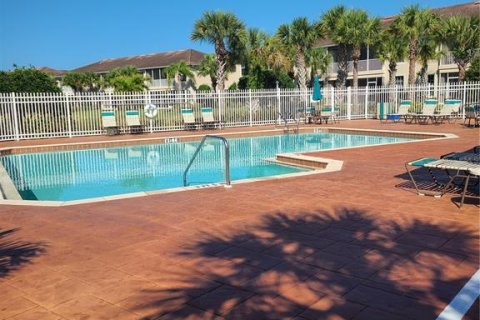 Condo in Sarasota, Florida, 2 bedrooms  № 1615963 - photo 10