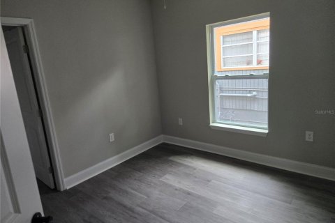 Villa ou maison à louer à Tampa, Floride: 4 chambres, 156.35 m2 № 2403001 - photo 15