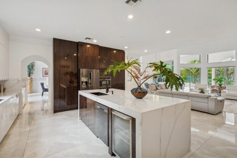 Casa en venta en Weston, Florida, 6 dormitorios, 695.65 m2 № 1999687 - foto 15