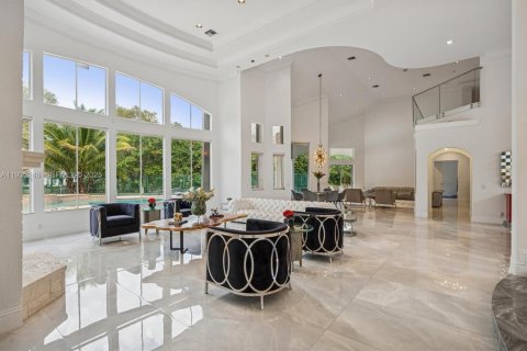 Casa en venta en Weston, Florida, 6 dormitorios, 695.65 m2 № 1999687 - foto 7