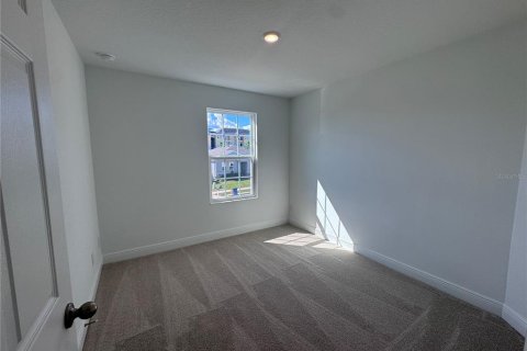 Villa ou maison à louer à Minneola, Floride: 4 chambres, 237.83 m2 № 2429079 - photo 24