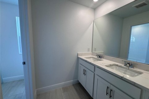 Villa ou maison à louer à Minneola, Floride: 4 chambres, 237.83 m2 № 2429079 - photo 18
