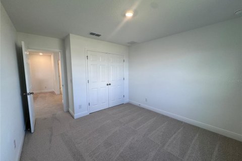 Villa ou maison à louer à Minneola, Floride: 4 chambres, 237.83 m2 № 2429079 - photo 17