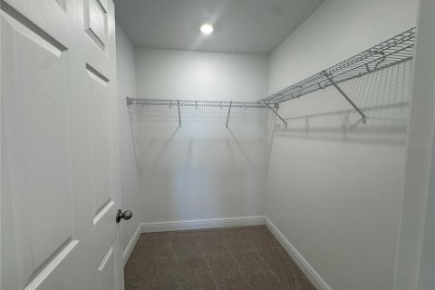 Villa ou maison à louer à Minneola, Floride: 4 chambres, 237.83 m2 № 2429079 - photo 21