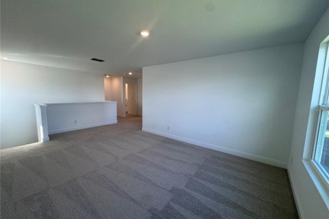 Villa ou maison à louer à Minneola, Floride: 4 chambres, 237.83 m2 № 2429079 - photo 15