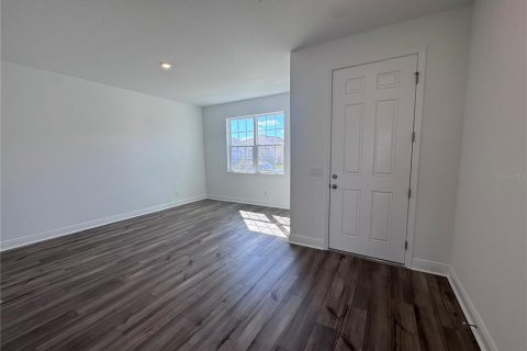 Villa ou maison à louer à Minneola, Floride: 4 chambres, 237.83 m2 № 2429079 - photo 2