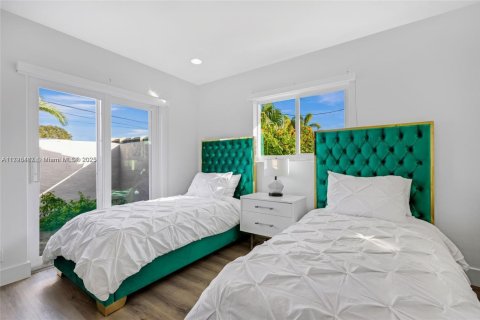Villa ou maison à louer à Fort Lauderdale, Floride: 4 chambres, 182.92 m2 № 1811586 - photo 22