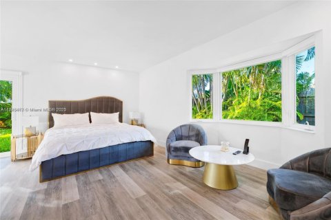 Villa ou maison à louer à Fort Lauderdale, Floride: 4 chambres, 182.92 m2 № 1811586 - photo 16