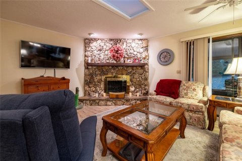 Villa ou maison à vendre à DeLand, Floride: 3 chambres, 160.91 m2 № 1586064 - photo 19