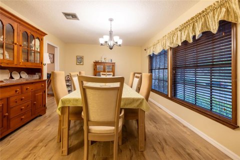 Villa ou maison à vendre à DeLand, Floride: 3 chambres, 160.91 m2 № 1586064 - photo 16