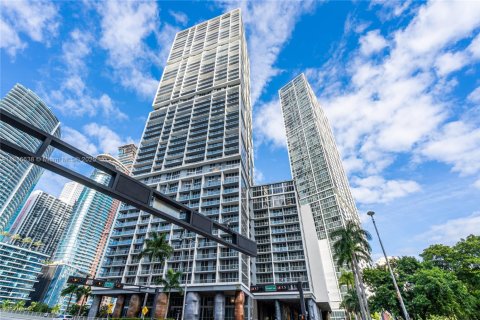 Condo in Miami, Florida, 4 bedrooms  № 1945784 - photo 10