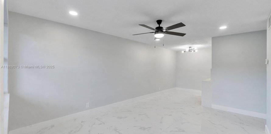 Apartamento en Lauderhill, Florida 2 dormitorios № 1896608